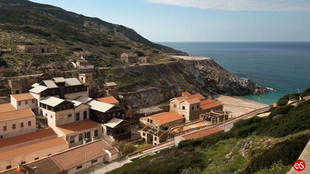 THE ARGENTIERA: AN UNUSUAL SASSARI TO DISCOVER THROUGH MINES AND SEA