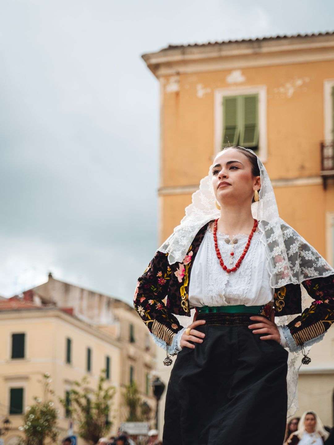 Abito sardo alla Cavalcata Sarda a Sassari