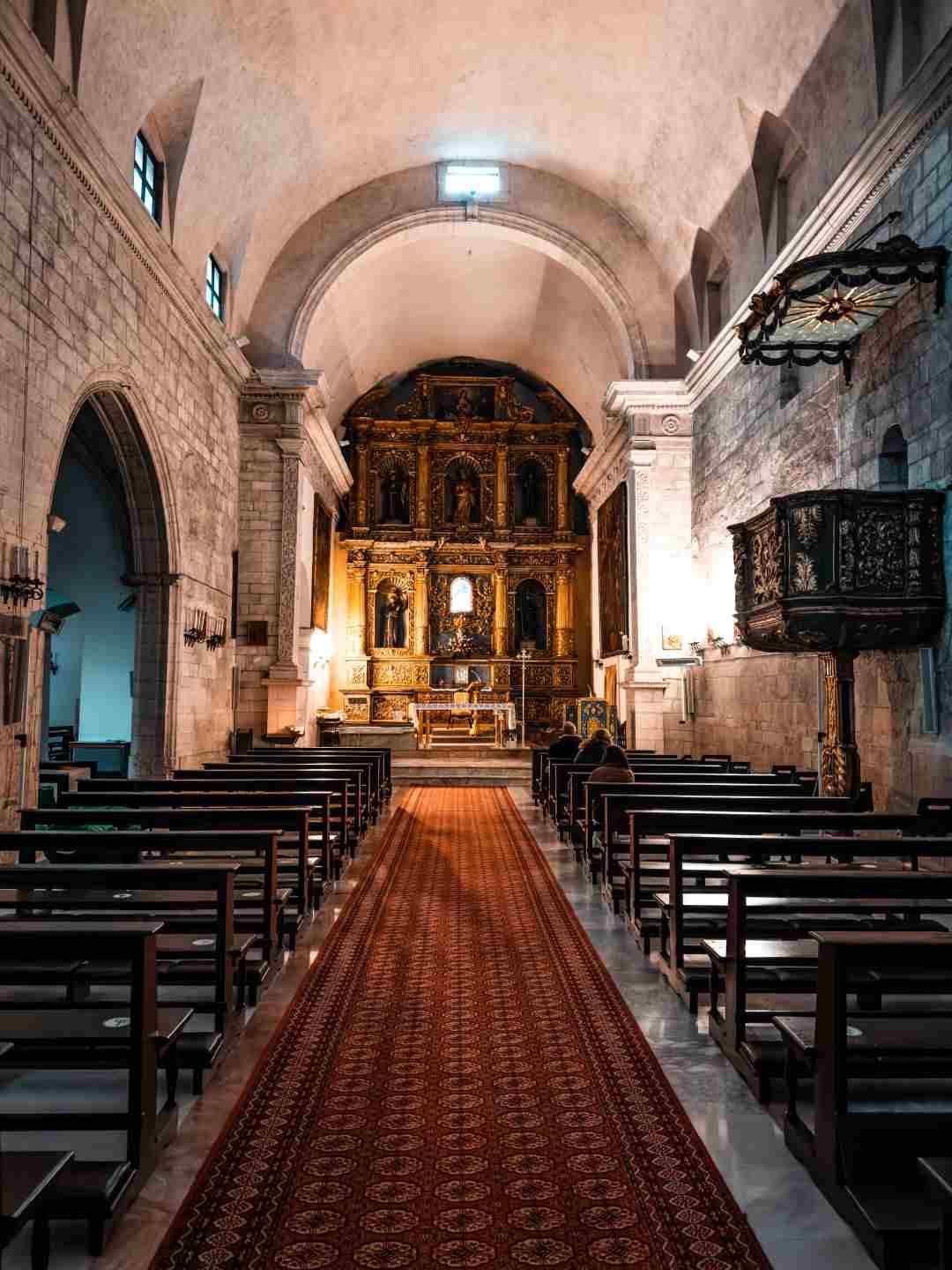 Navata della chiesa San Pietro in Silki a Sassari
