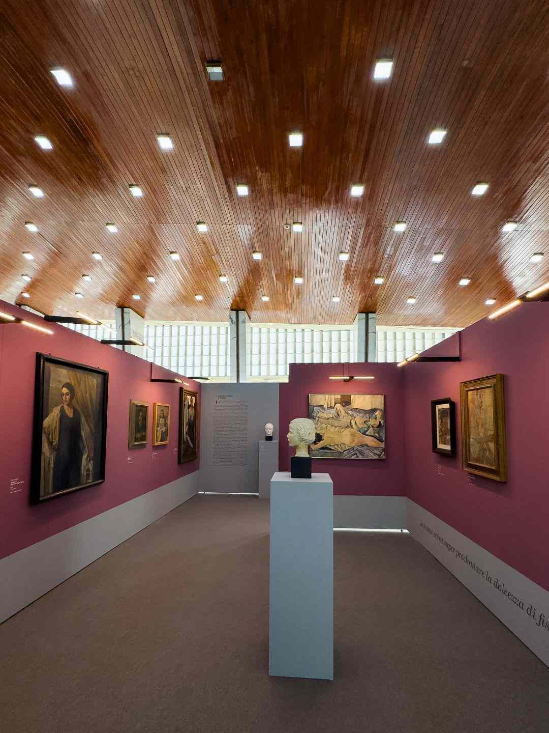 Sala con cielo stellato sul soffitto nel Padiglione Tavolara a Sassari