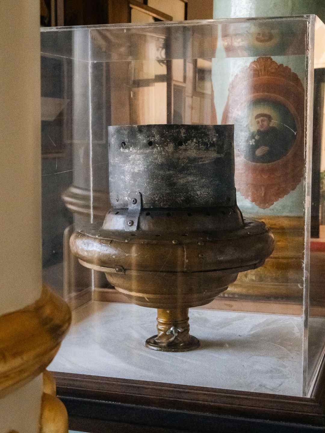 Capitello del Candeliere dei Sarti dentro il polo museale di Santa Maria di Betlem