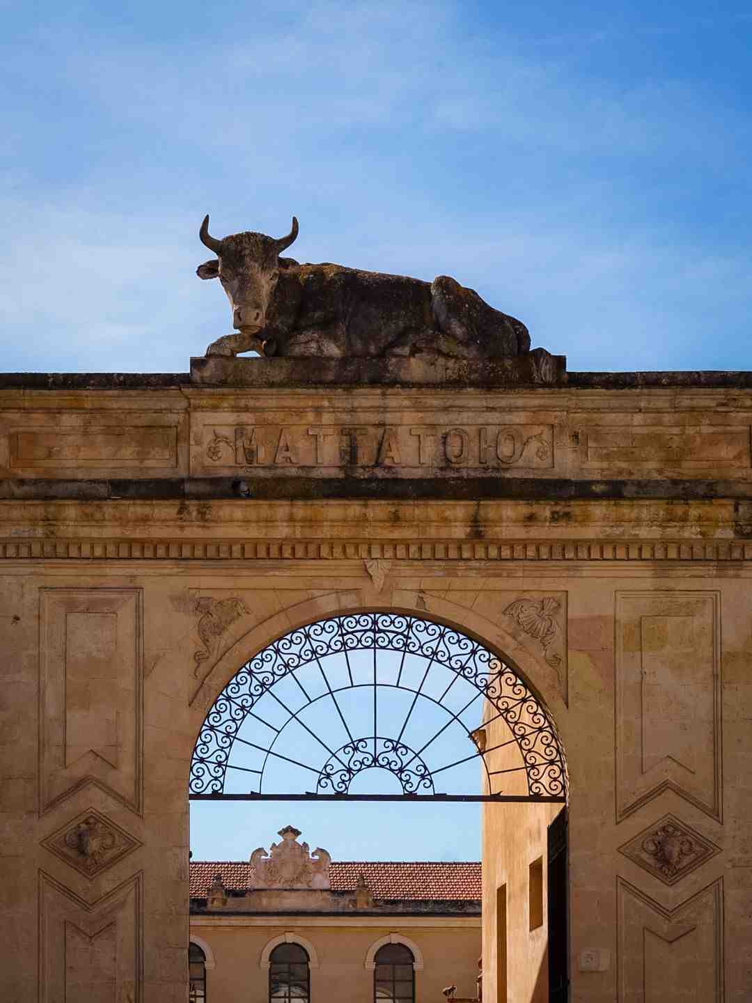 Porta monumentale dell'ex Mattatoio di Sassari