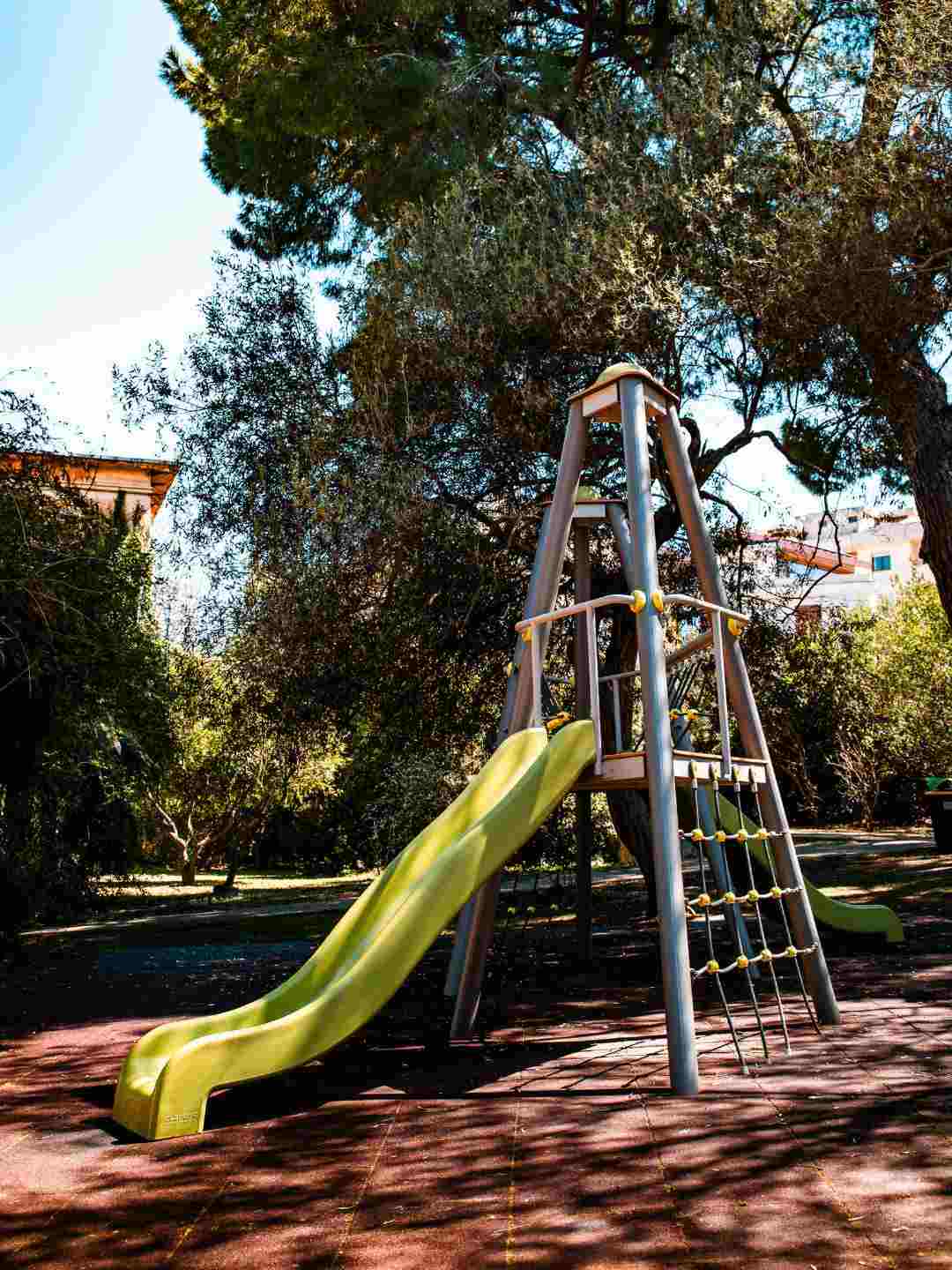 Scivolo nei Giardini ex Colonia Campestre a Sassari
